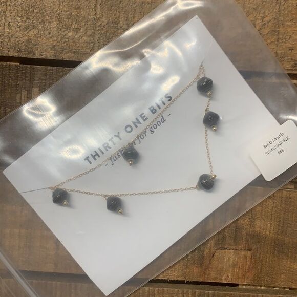 31 Bits NWT Sandy Strands Necklace - Picture 4 of 4